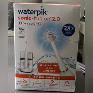 Waterpik Sonic-Fusion 2.0 Professional Flossing Toothbrush